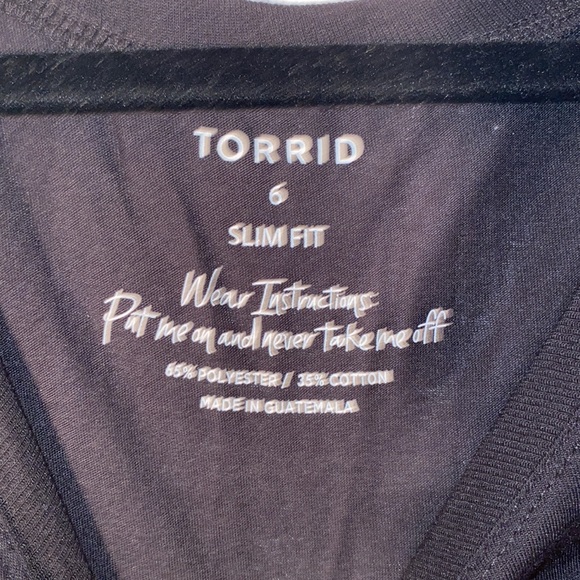 Torrid Skull Head Long Sleeve Slim Fit Tee - Picture 5 of 7